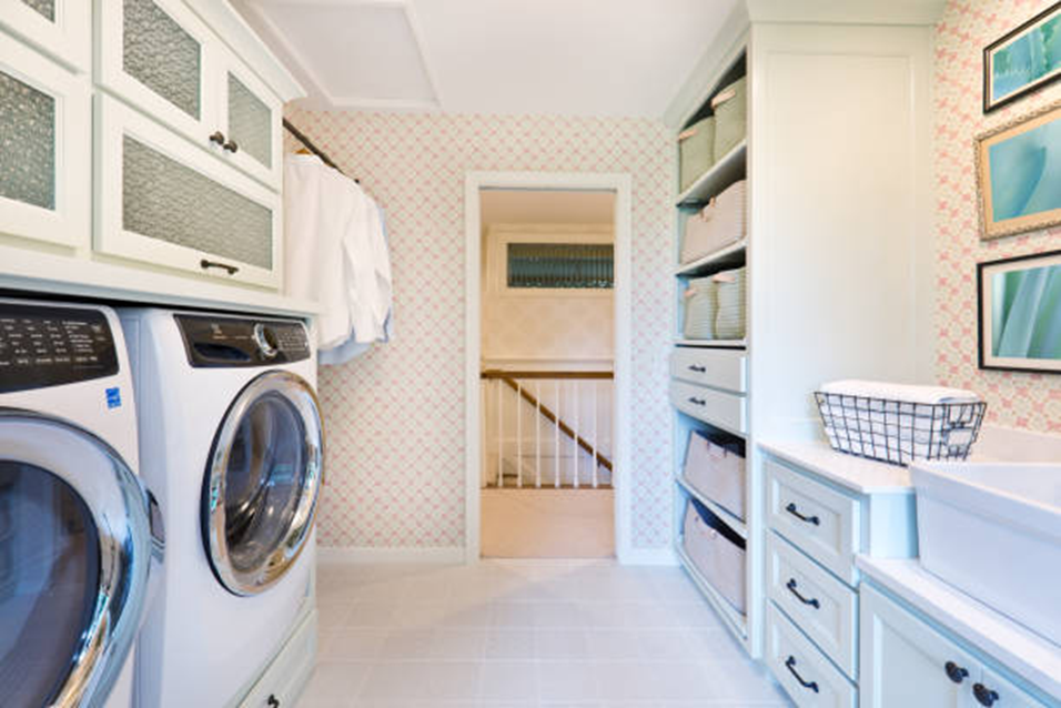 Designing Functional and Stylish Laundry Rooms